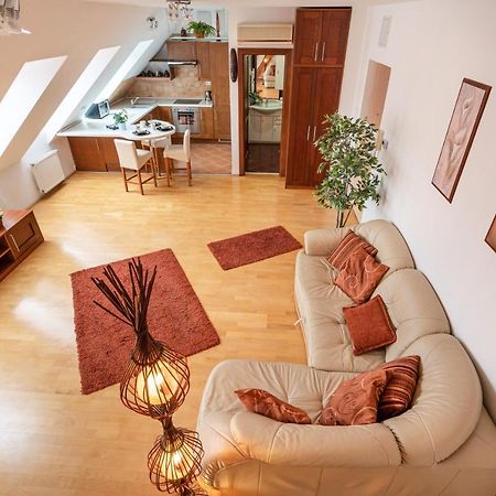 Beautiful Apartment With Ac Budapesta Exterior foto