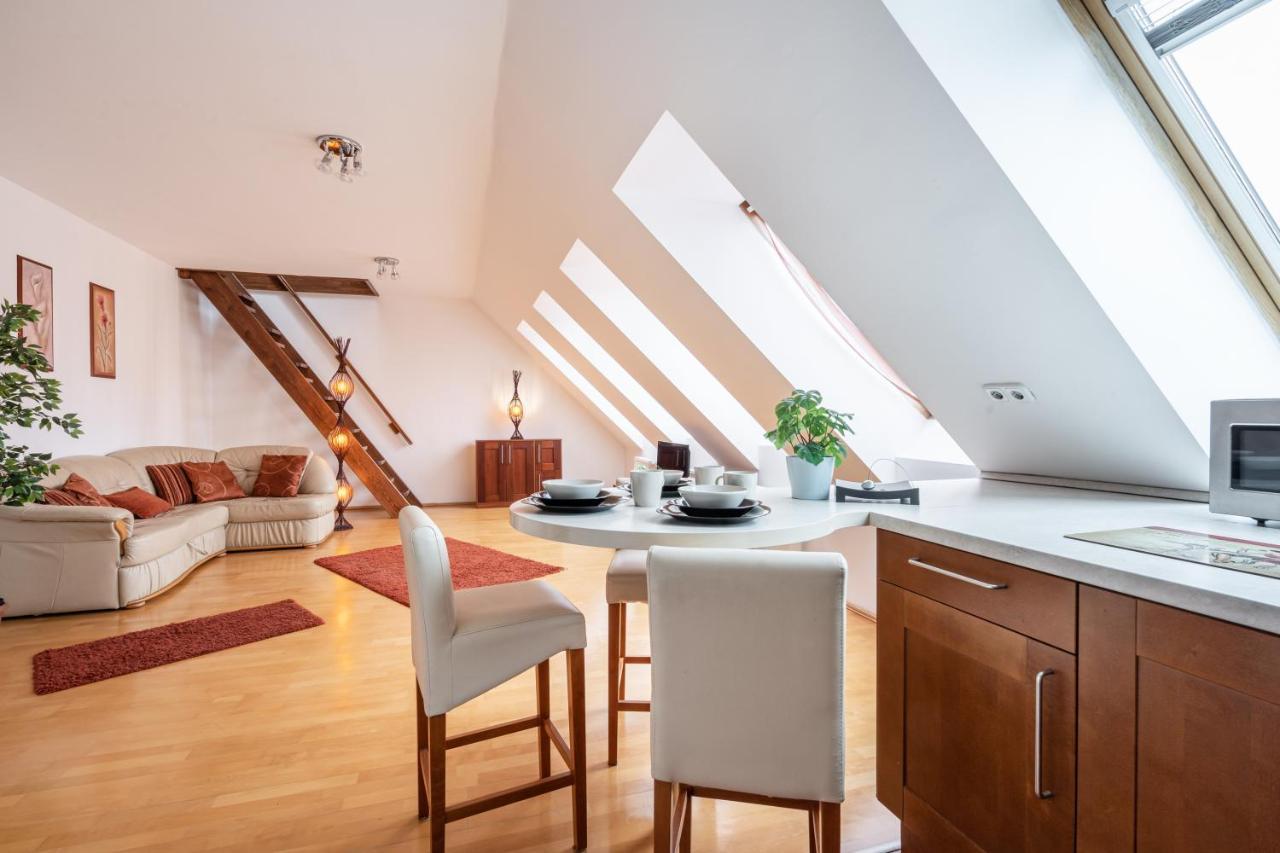 Beautiful Apartment With Ac Budapesta Exterior foto