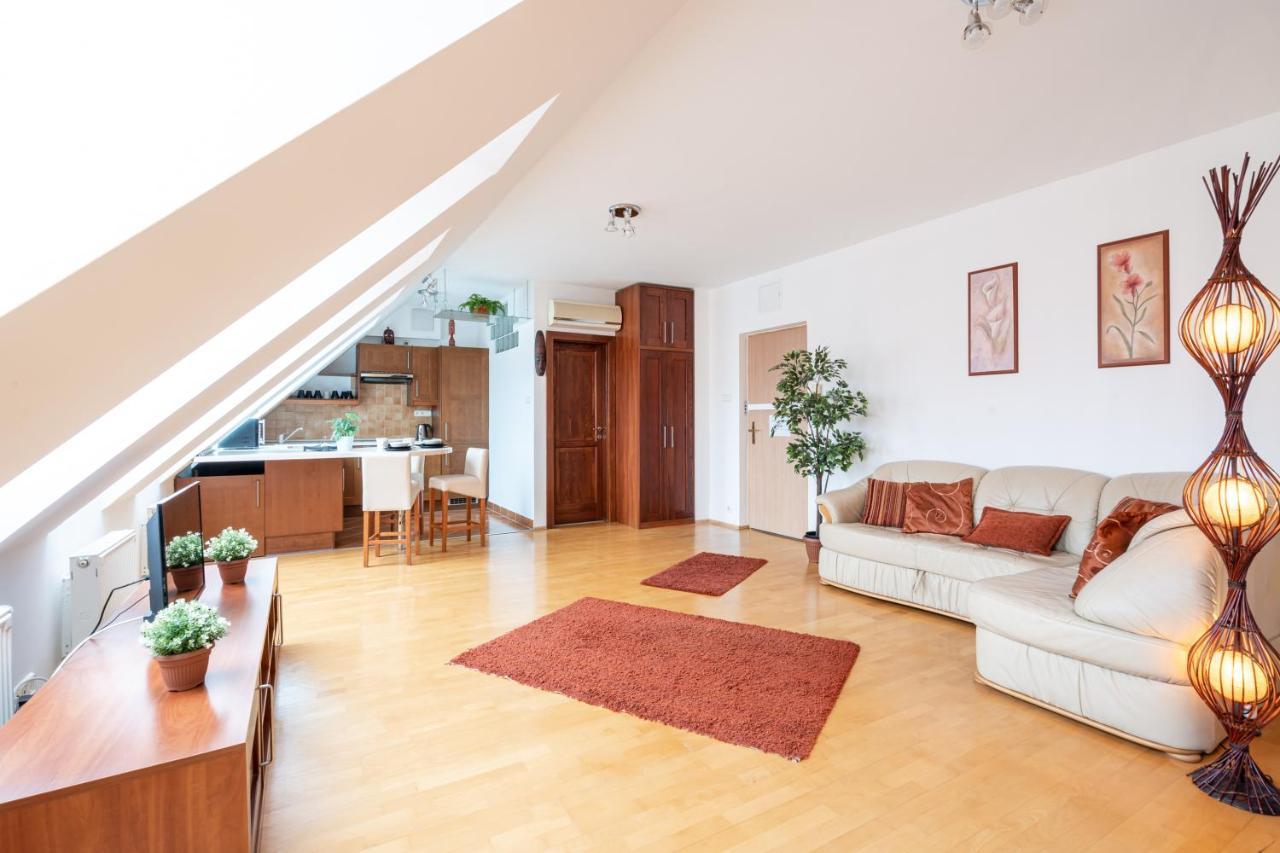Beautiful Apartment With Ac Budapesta Exterior foto